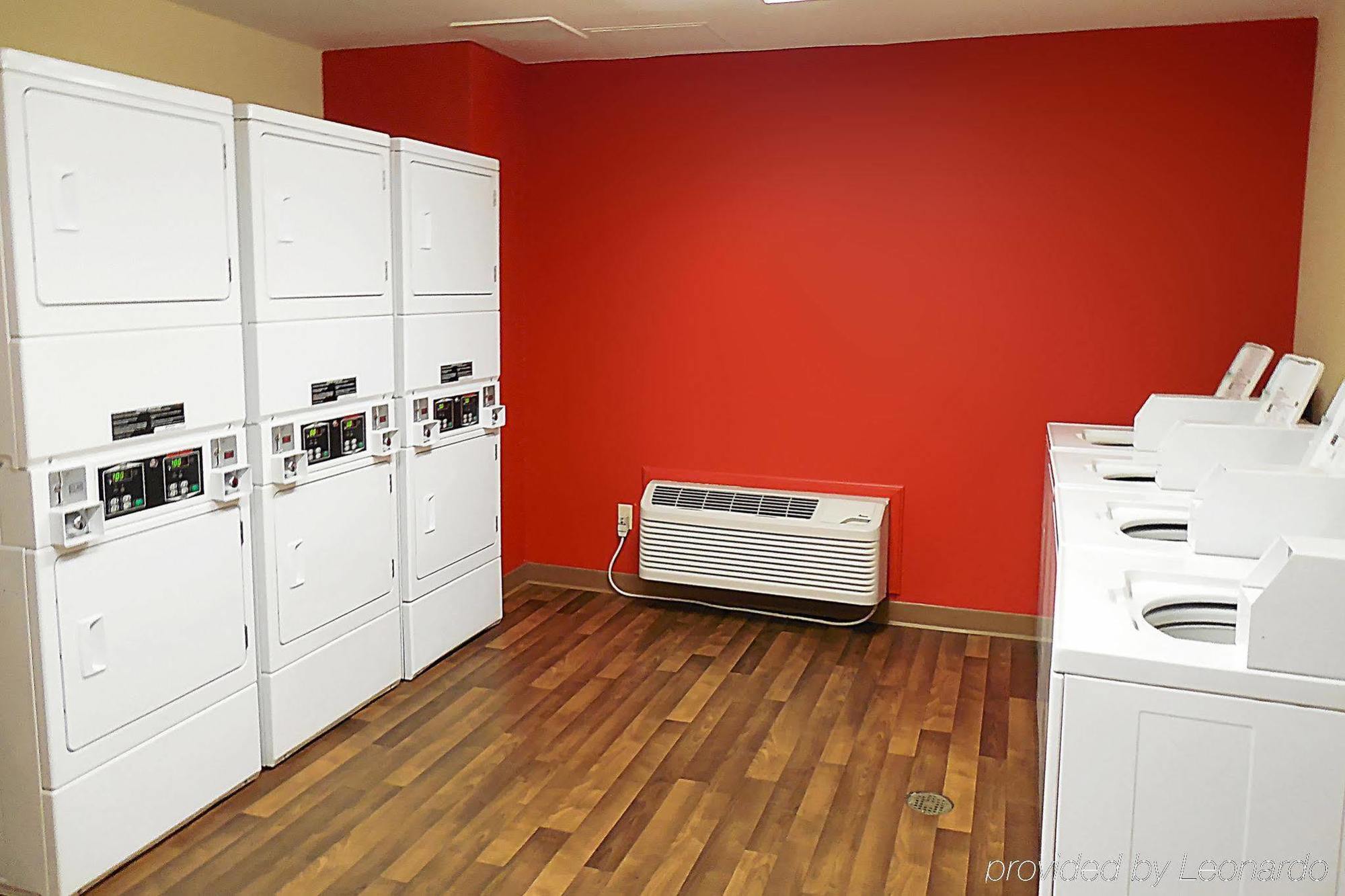 Extended Stay America Suites - New York City - Laguardia Airport Exterior photo